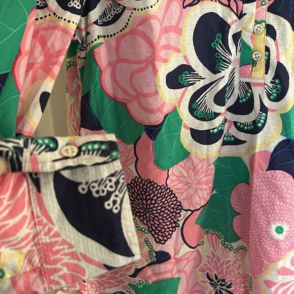 Talbots women’s size Medium long sleeve blouse. 36” chest, 40” hip, - Picture 5 of 8